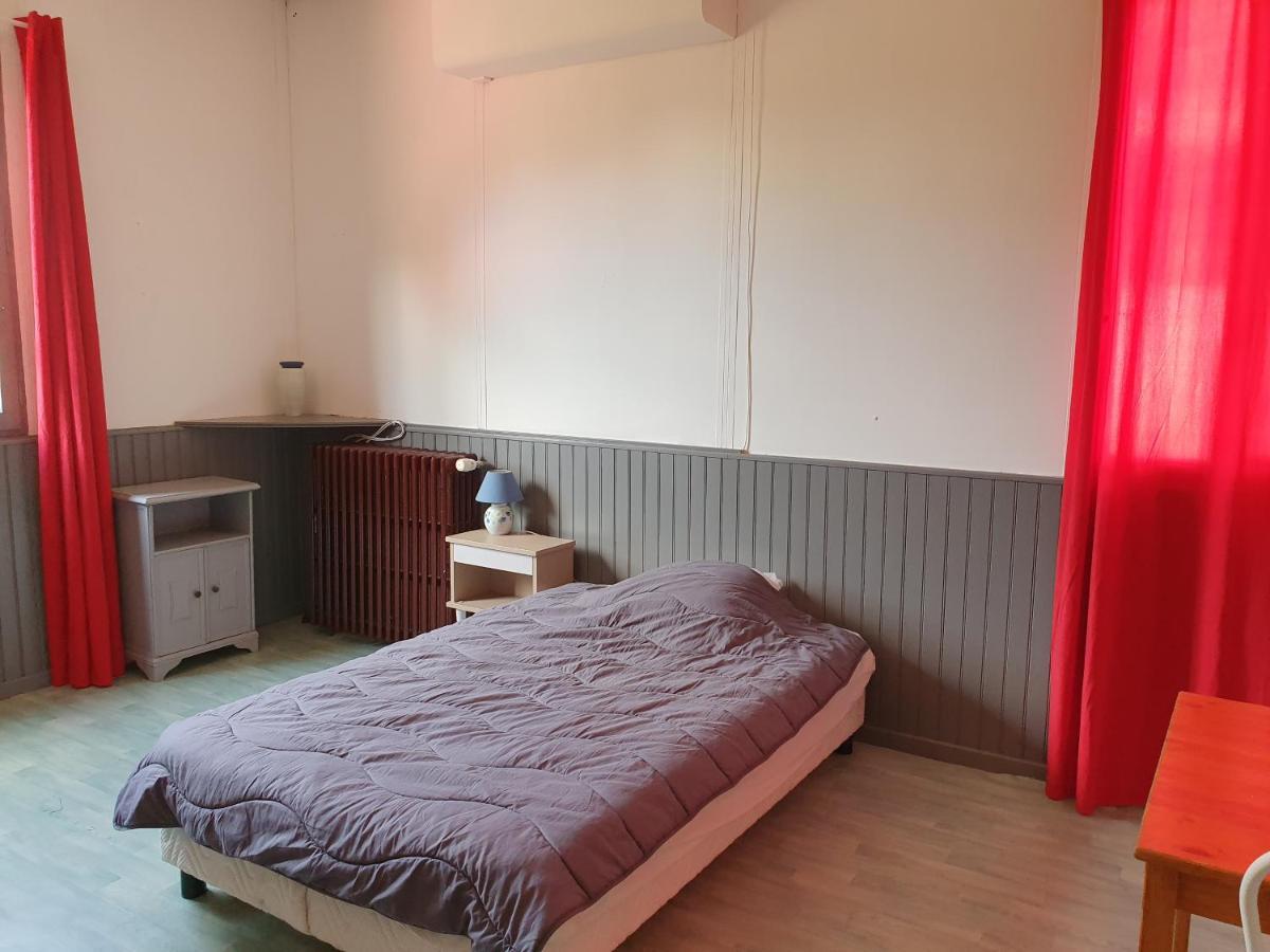 Camping Des 2 Rives- Chambres Etang-sur-Arroux Zewnętrze zdjęcie